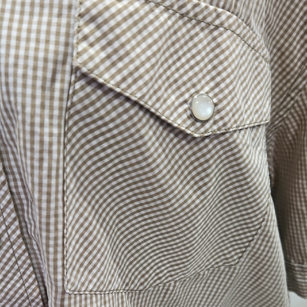 Banana Republic Men's Brown Checkered Button Down Shirt - Picture 3 of 10